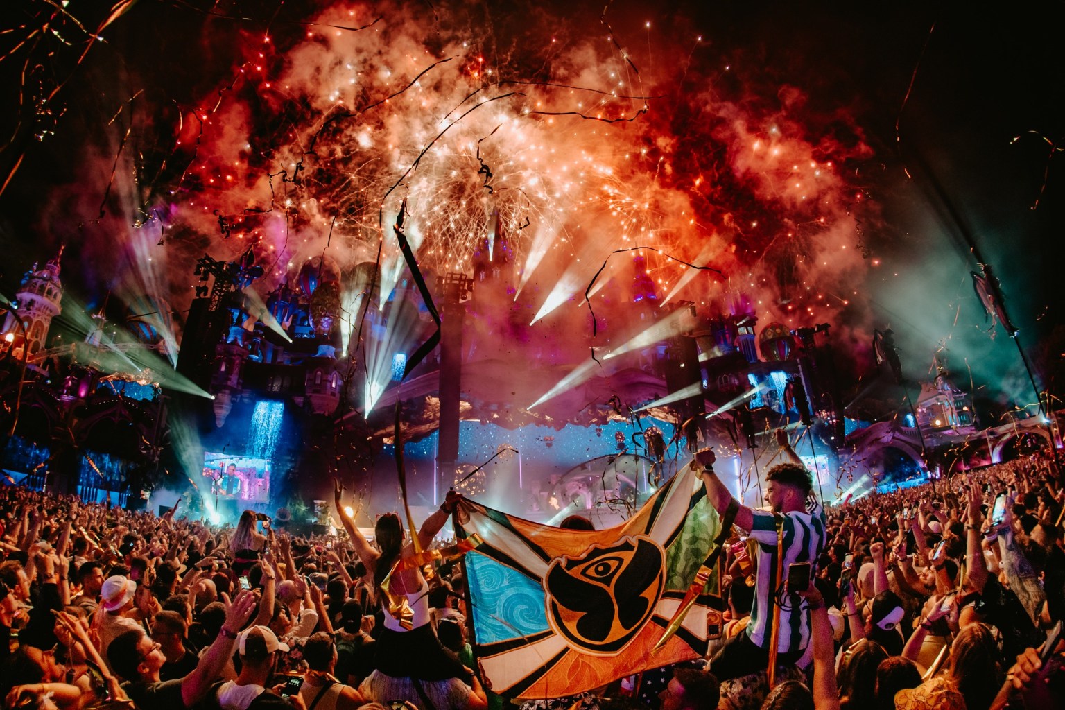 探索年輕人狂歡的文化現象解密 RAVE – ASIA ELECTRIK SOUND